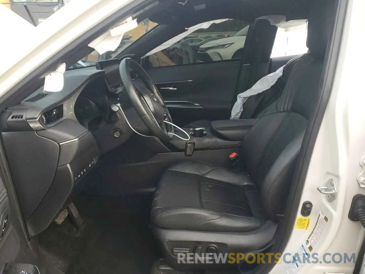 7 Photograph of a damaged car JTEAAAAHXMJ008386 TOYOTA VENZA 2021
