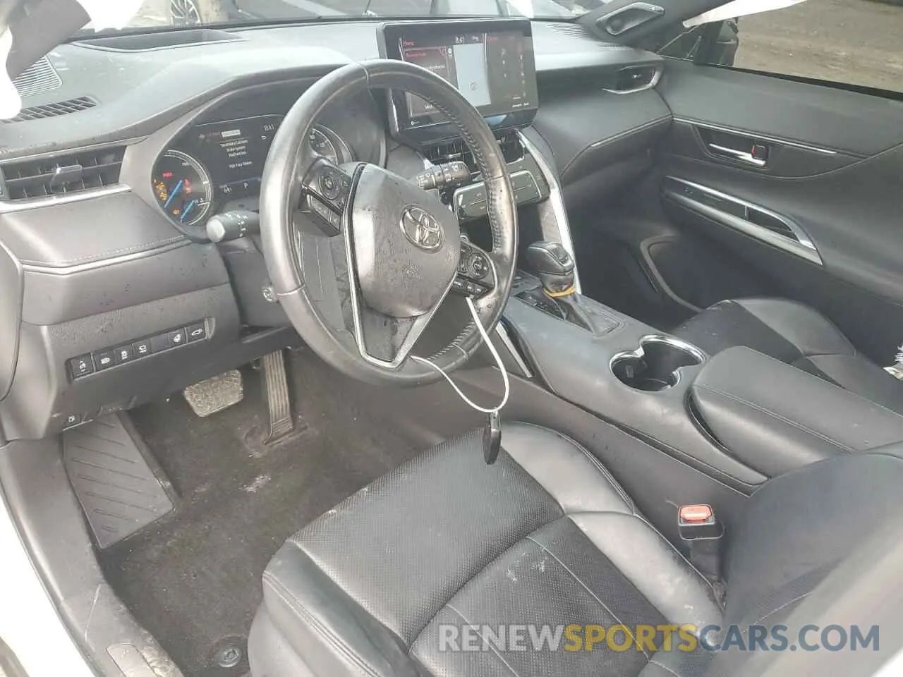 8 Photograph of a damaged car JTEAAAAHXMJ008386 TOYOTA VENZA 2021