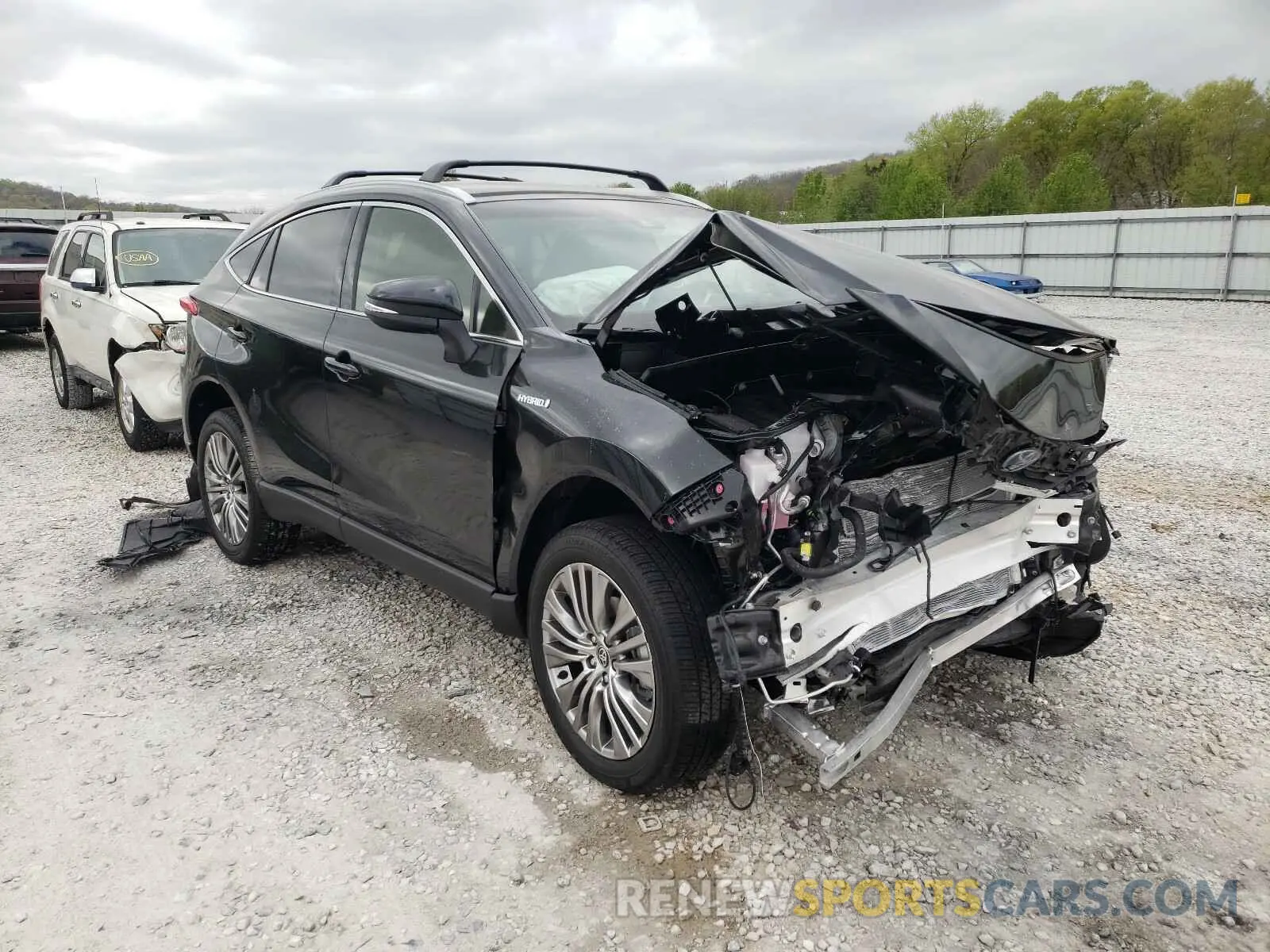 1 Photograph of a damaged car JTEAAAAHXMJ032493 TOYOTA VENZA 2021