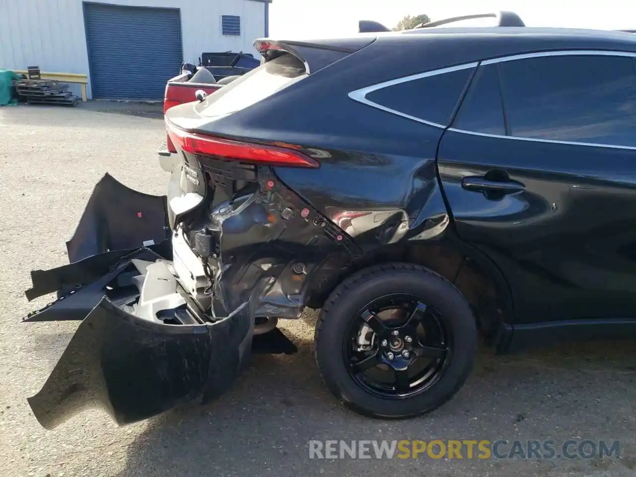 9 Photograph of a damaged car JTEAAAAHXMJ039850 TOYOTA VENZA 2021