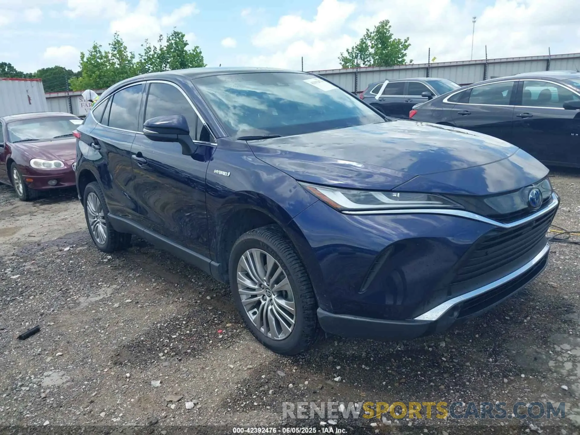 1 Photograph of a damaged car JTEAAAAHXMJ042750 TOYOTA VENZA 2021