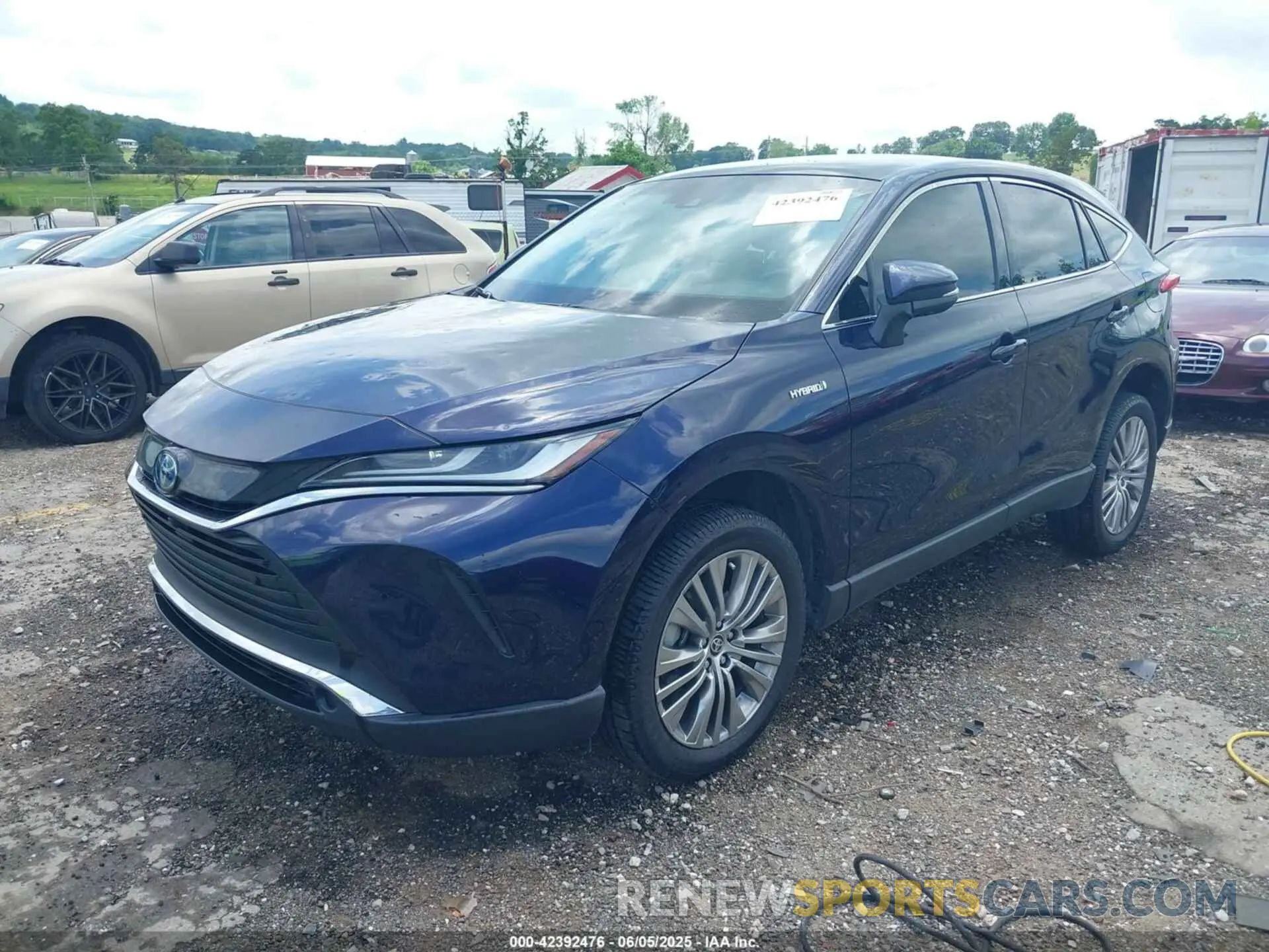 2 Photograph of a damaged car JTEAAAAHXMJ042750 TOYOTA VENZA 2021