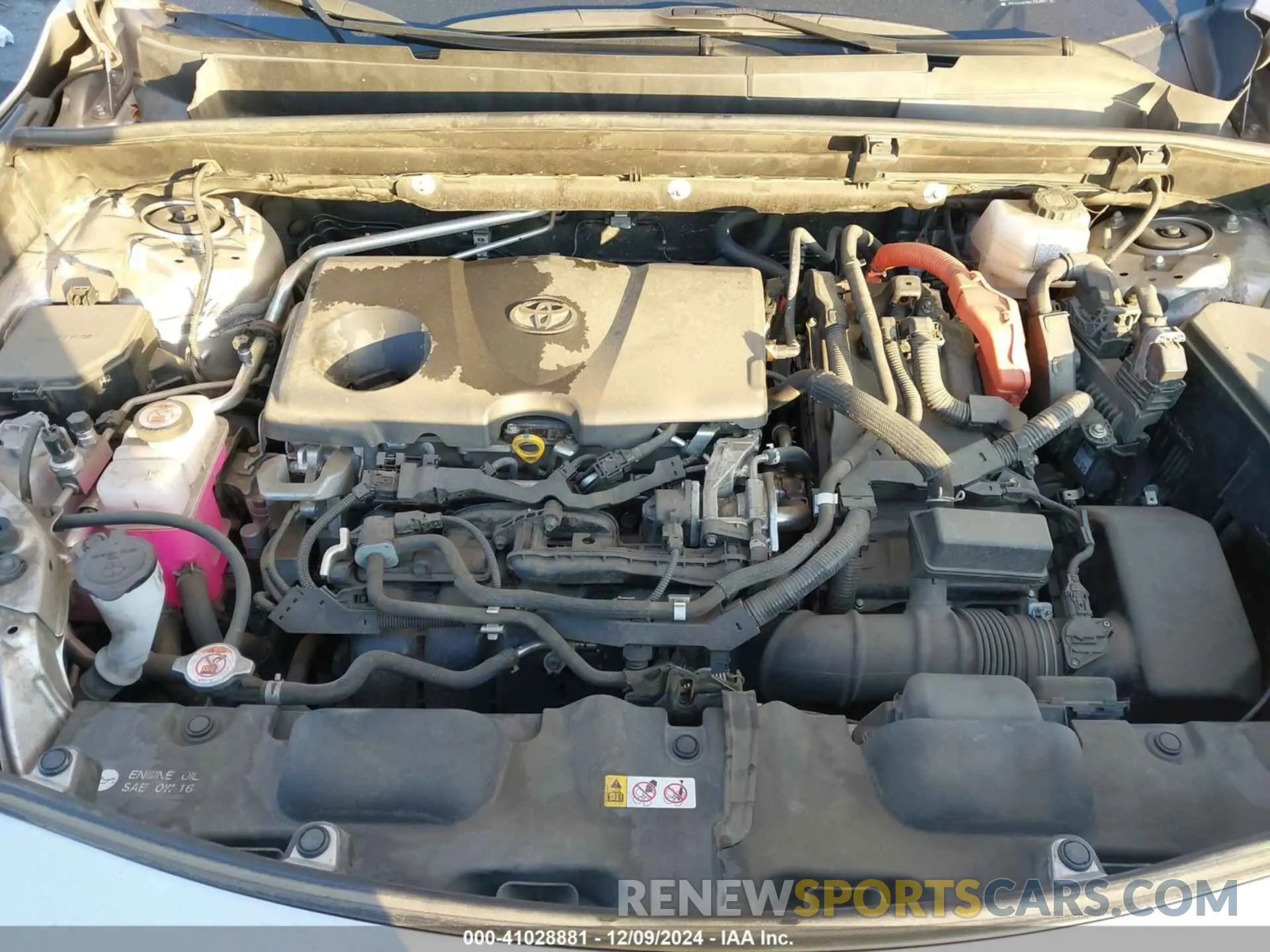 10 Photograph of a damaged car JTEAAAAHXMJ054851 TOYOTA VENZA 2021
