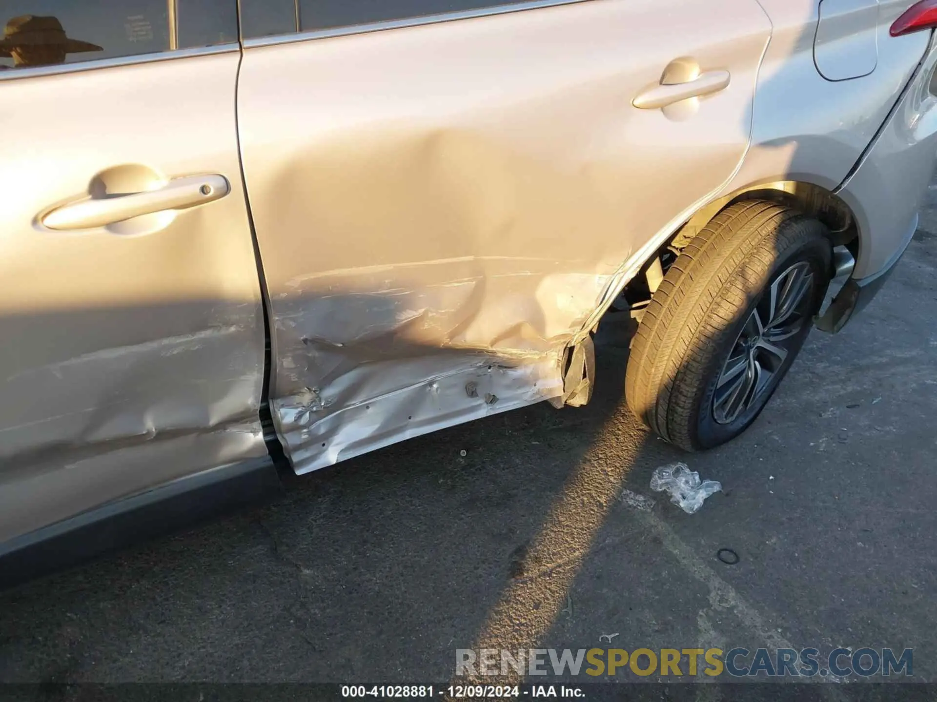 6 Photograph of a damaged car JTEAAAAHXMJ054851 TOYOTA VENZA 2021
