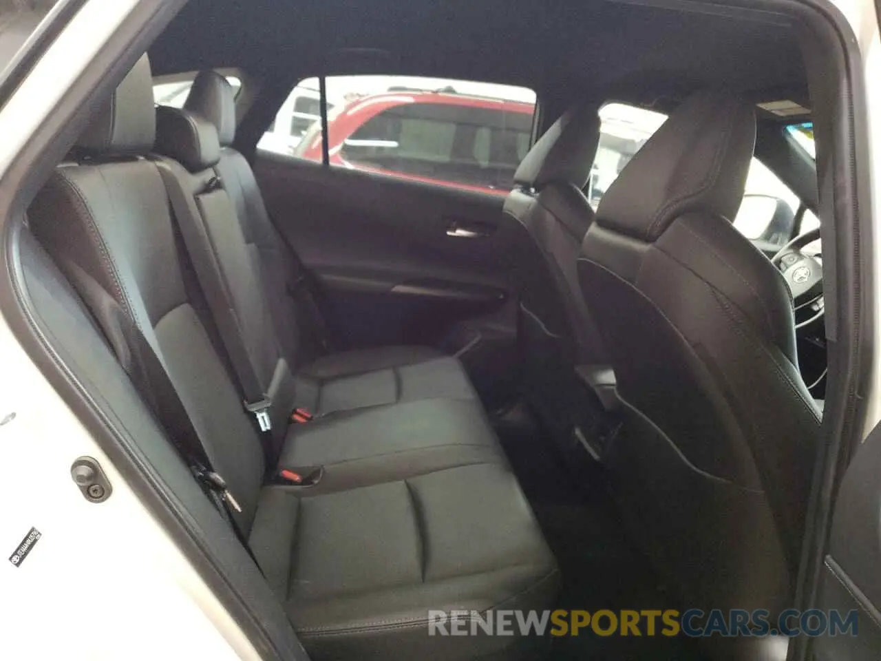 10 Photograph of a damaged car JTEAAAAHXMJ057961 TOYOTA VENZA 2021