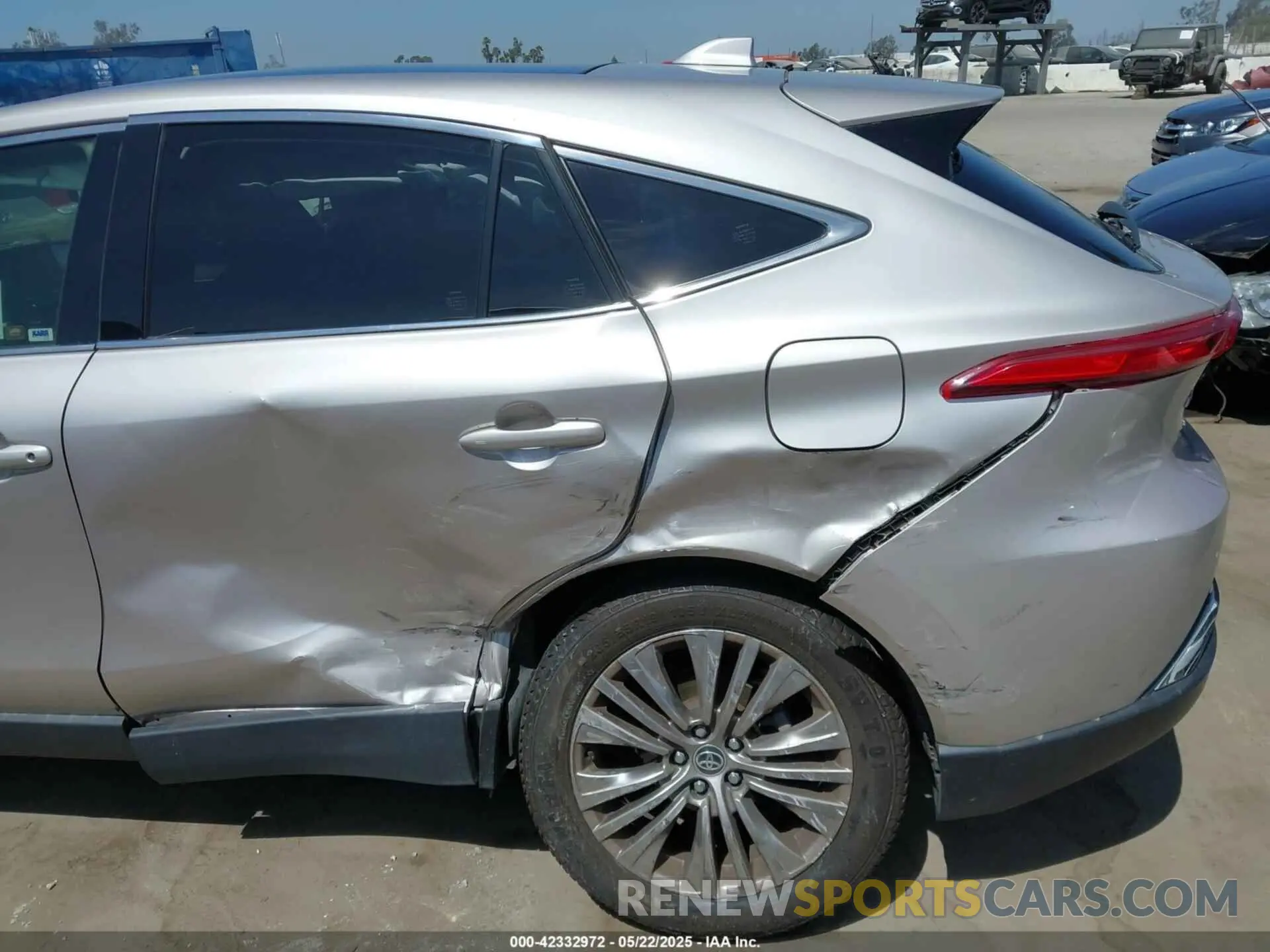 6 Photograph of a damaged car JTEAAAAHXMJ063095 TOYOTA VENZA 2021