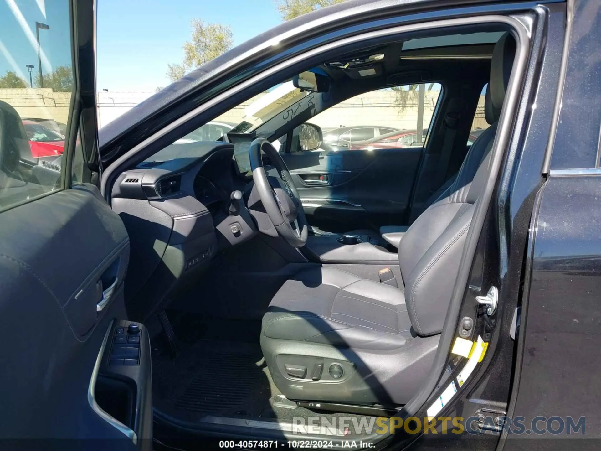 5 Photograph of a damaged car JTEAAAAHXMJ066353 TOYOTA VENZA 2021