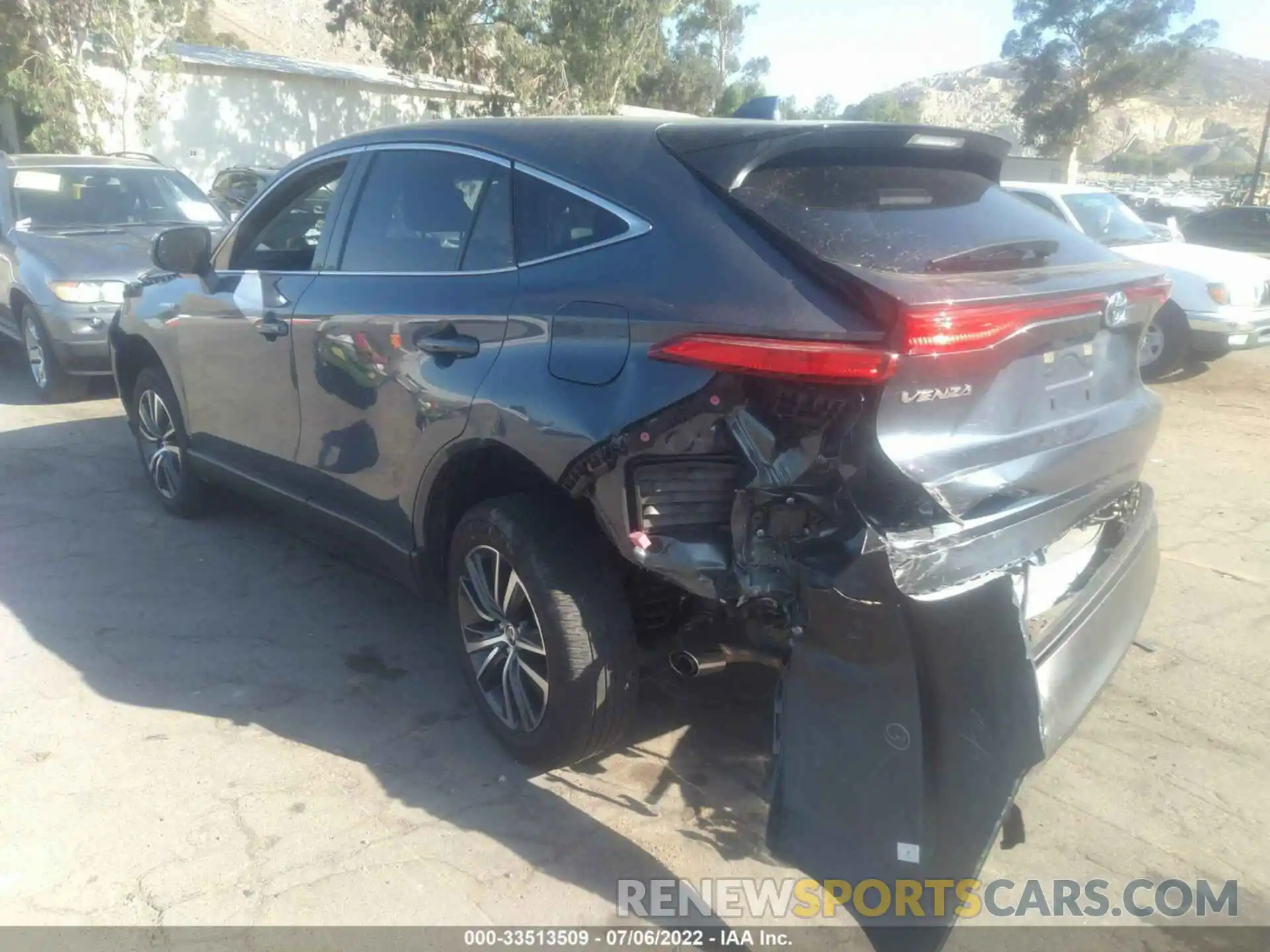 3 Photograph of a damaged car JTEAAAAHXMJ075716 TOYOTA VENZA 2021