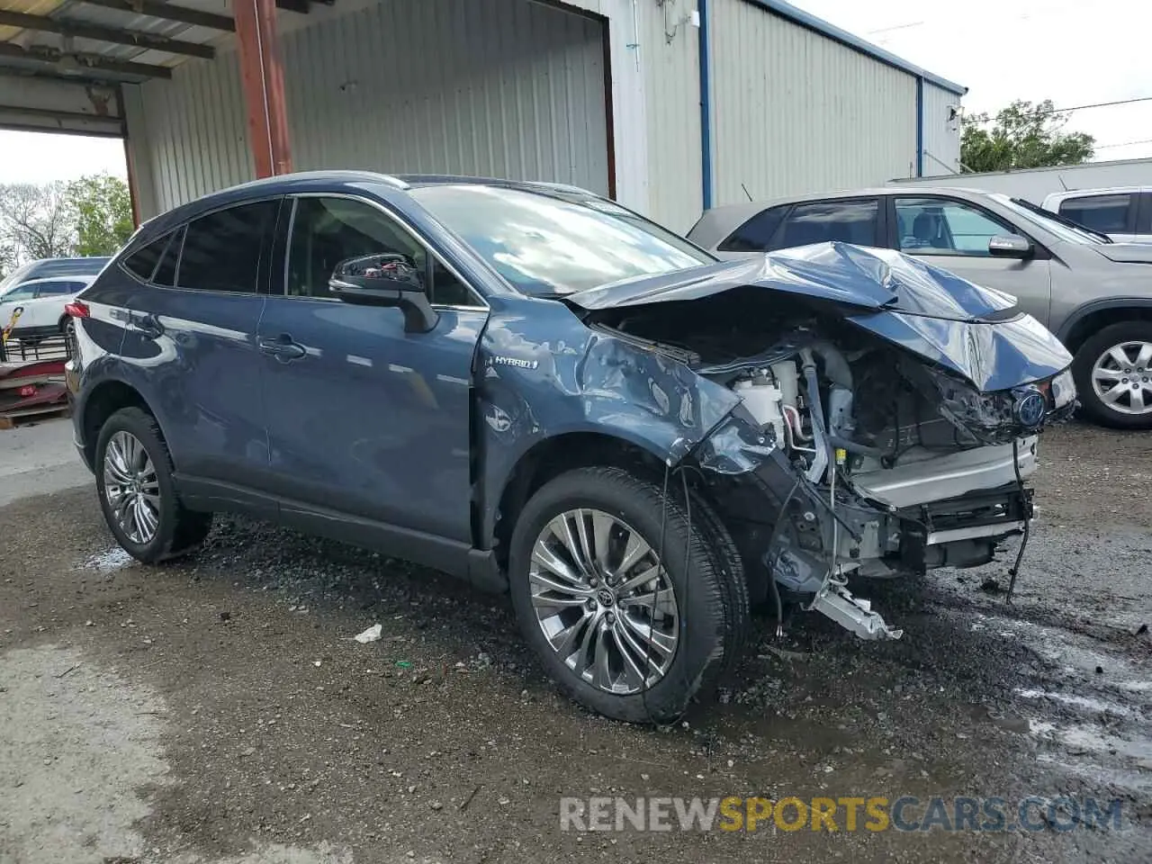 4 Photograph of a damaged car JTEAAAAHXMJ076381 TOYOTA VENZA 2021