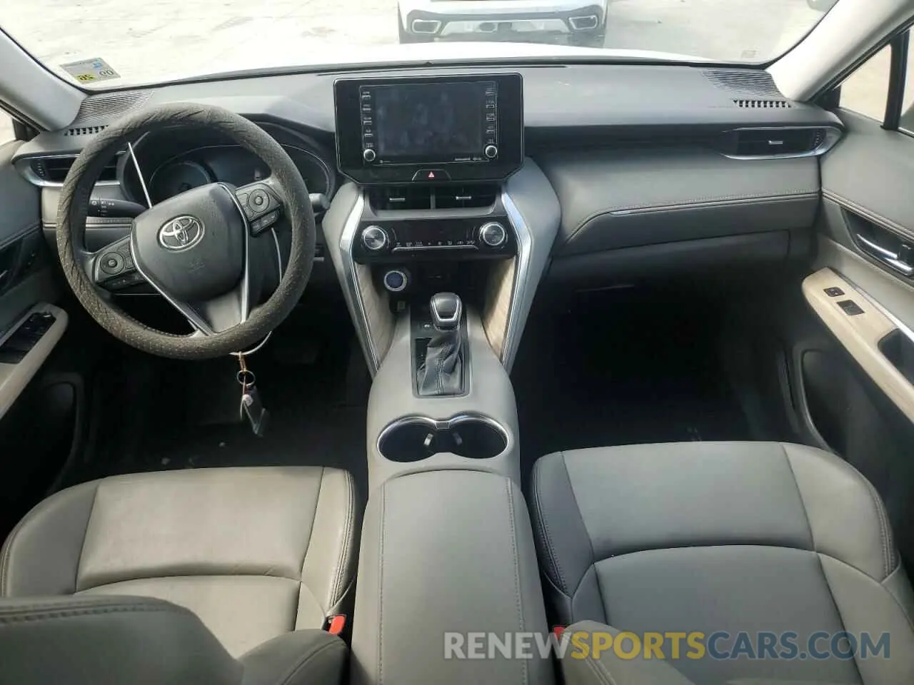 8 Photograph of a damaged car JTEAAAAH0NJ099640 TOYOTA VENZA 2022