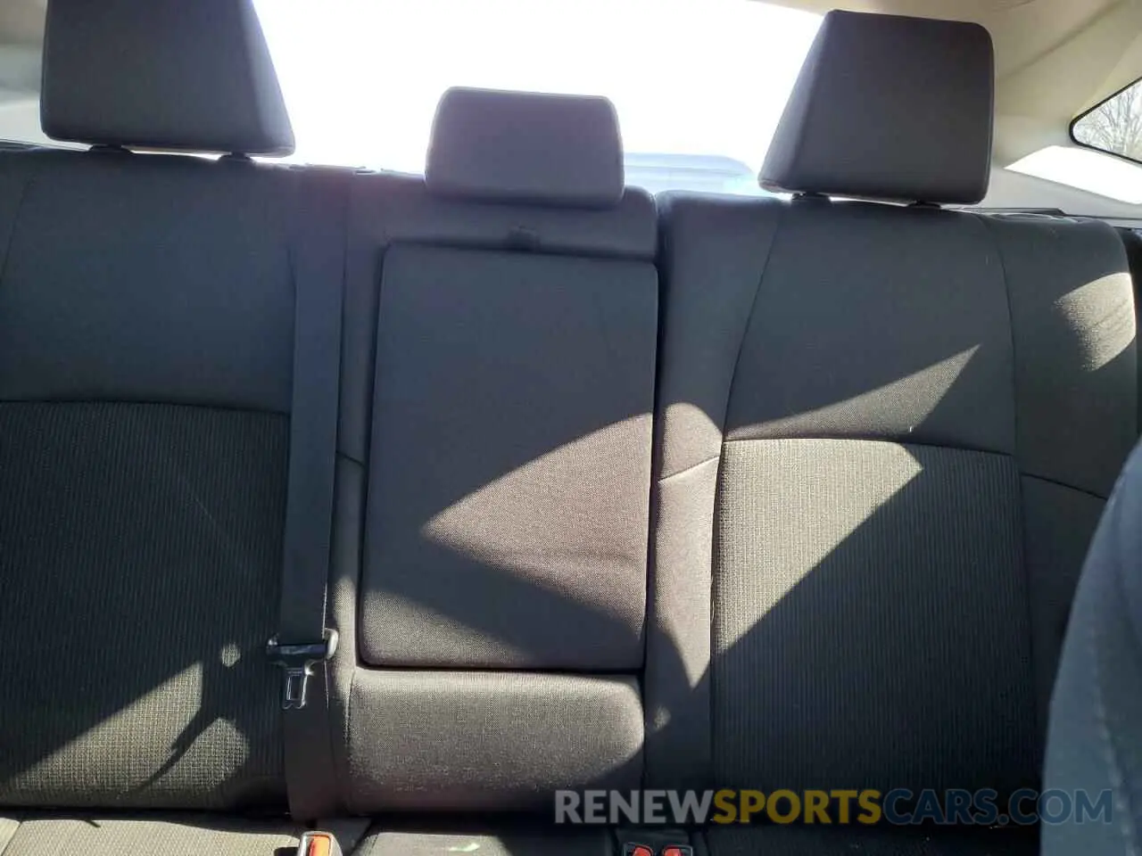 10 Photograph of a damaged car JTEAAAAH0NJ106277 TOYOTA VENZA 2022