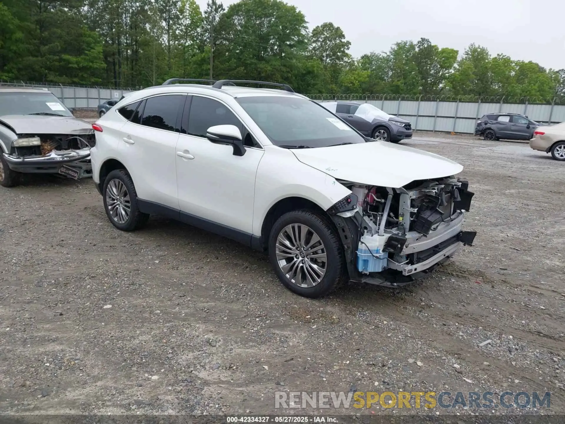 1 Photograph of a damaged car JTEAAAAH0NJ117876 TOYOTA VENZA 2022