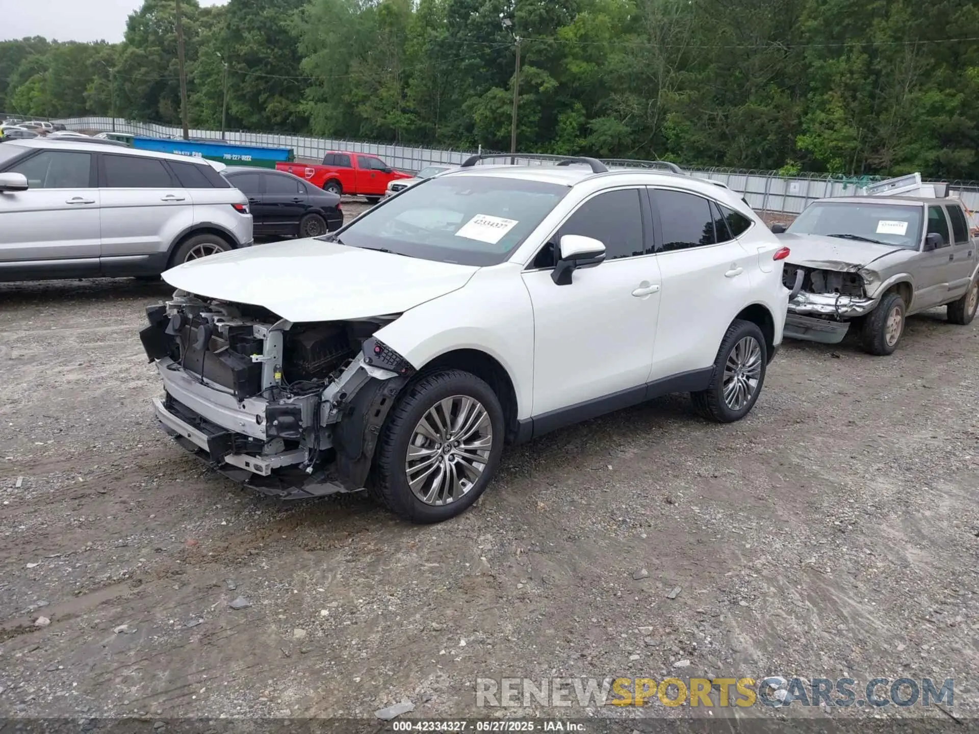 2 Photograph of a damaged car JTEAAAAH0NJ117876 TOYOTA VENZA 2022