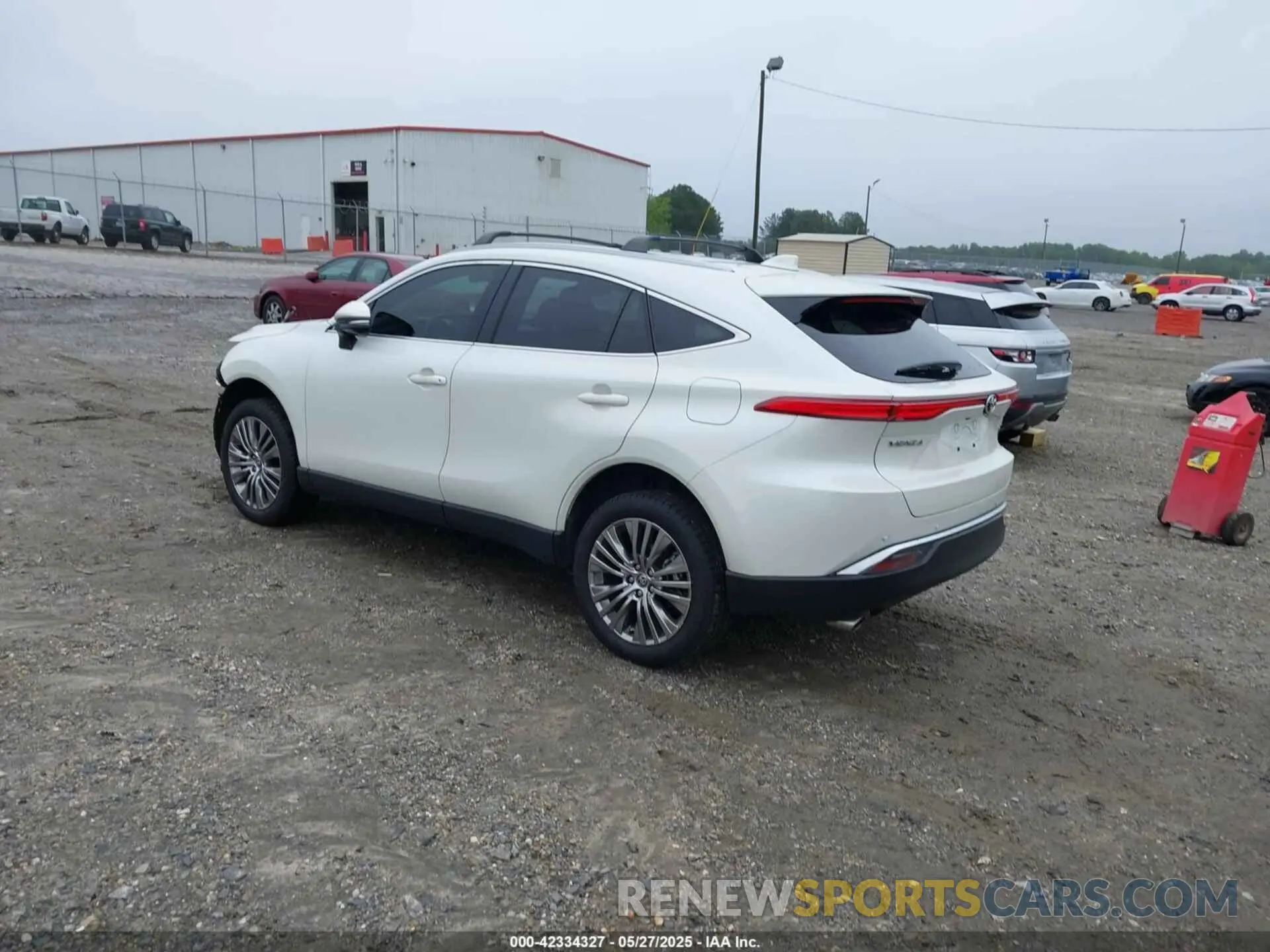 3 Photograph of a damaged car JTEAAAAH0NJ117876 TOYOTA VENZA 2022