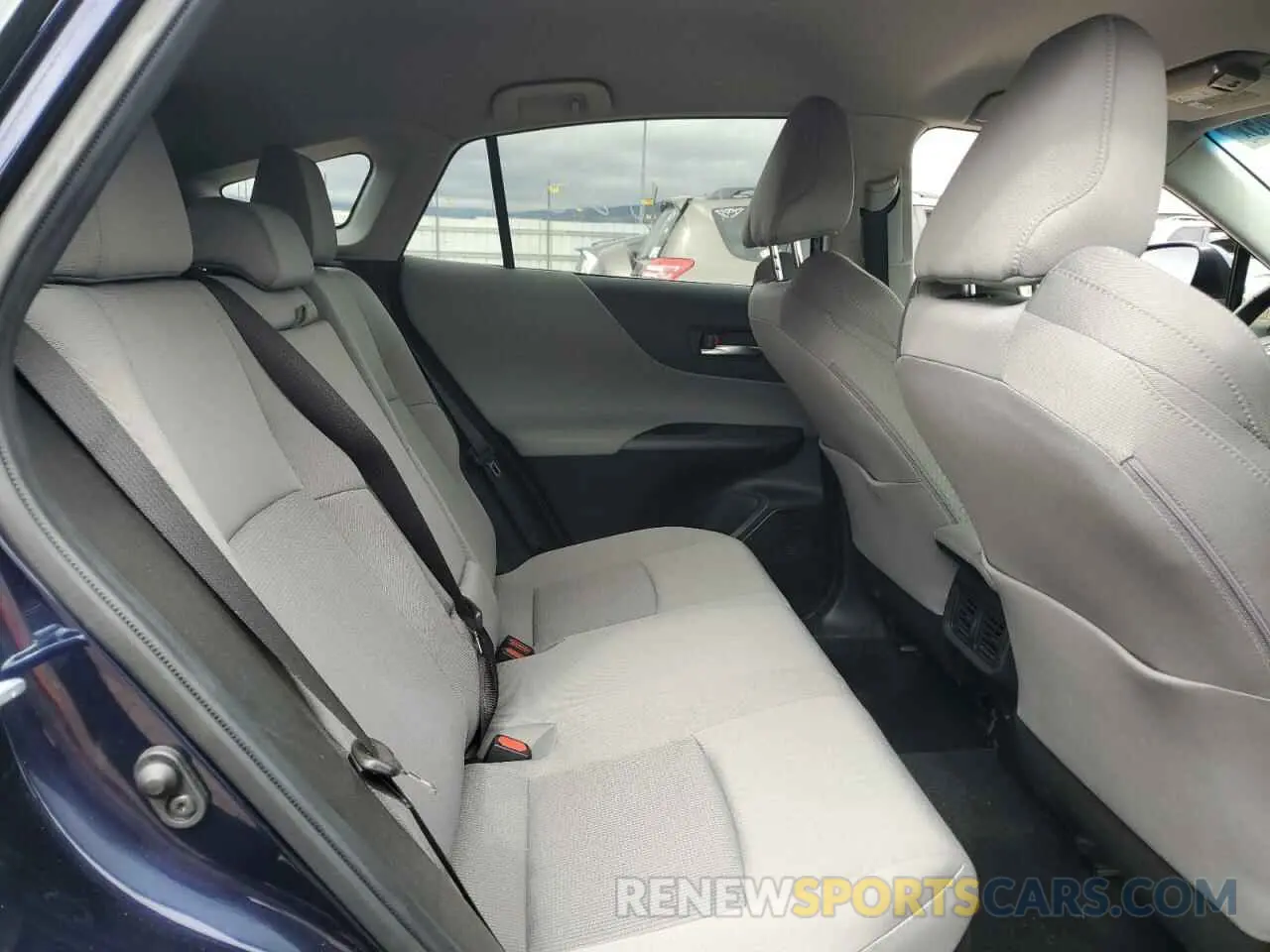 11 Photograph of a damaged car JTEAAAAH1NJ090395 TOYOTA VENZA 2022