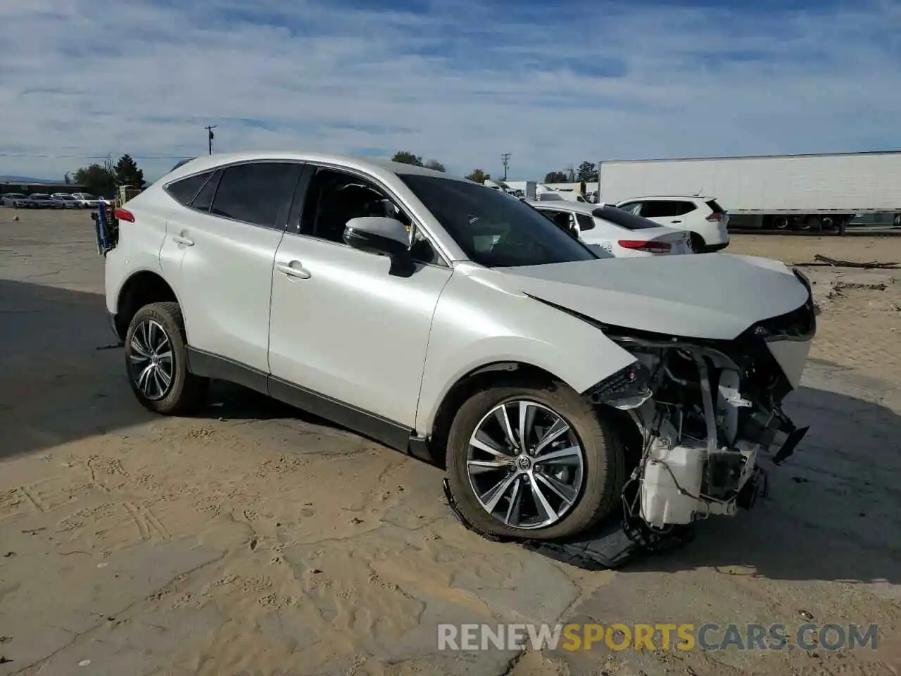 4 Photograph of a damaged car JTEAAAAH1NJ095029 TOYOTA VENZA 2022