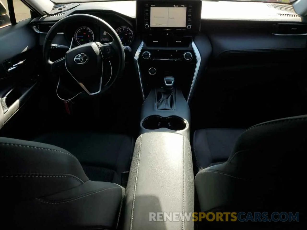 8 Photograph of a damaged car JTEAAAAH1NJ114937 TOYOTA VENZA 2022