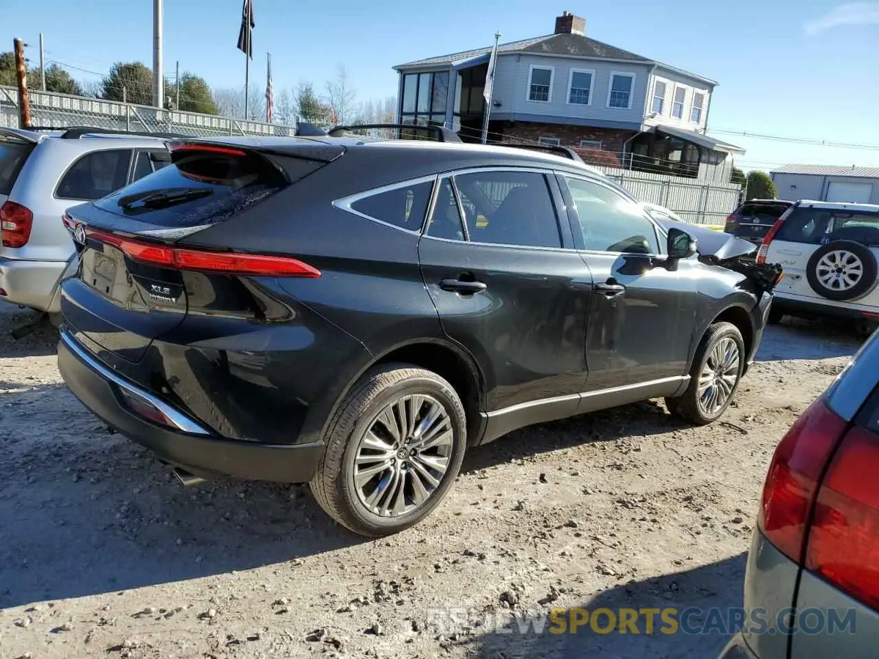 3 Photograph of a damaged car JTEAAAAH2NJ101677 TOYOTA VENZA 2022