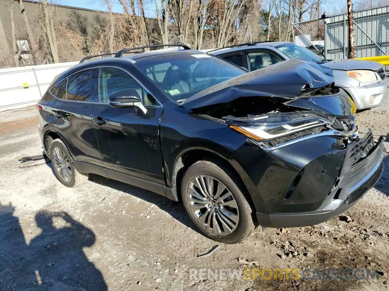 4 Photograph of a damaged car JTEAAAAH2NJ101677 TOYOTA VENZA 2022
