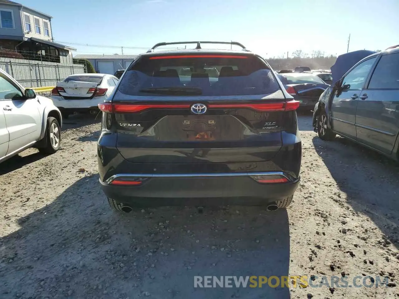 6 Photograph of a damaged car JTEAAAAH2NJ101677 TOYOTA VENZA 2022