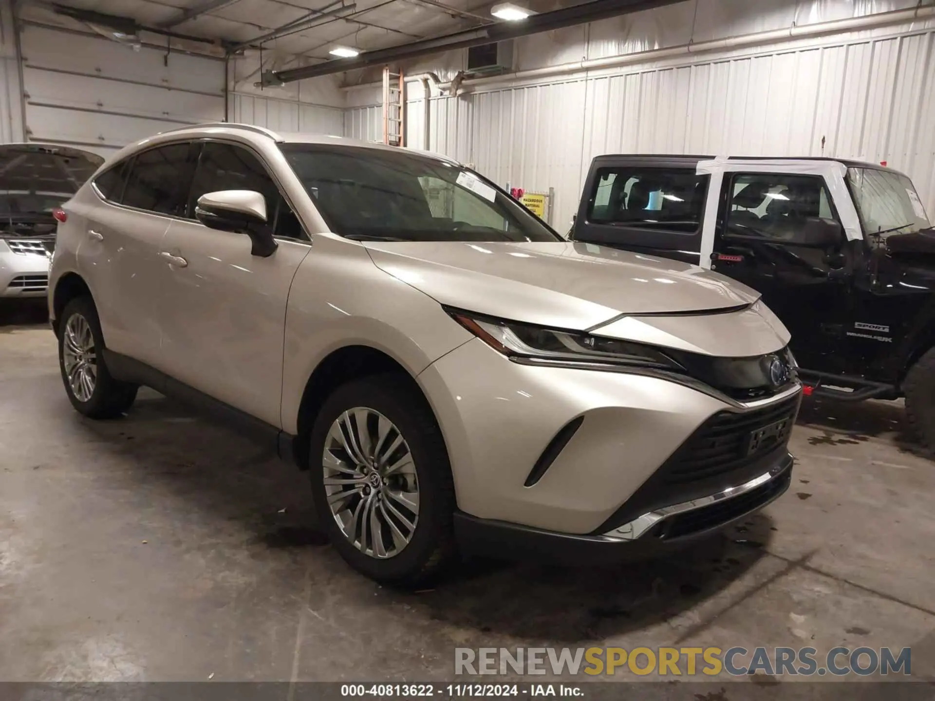 1 Photograph of a damaged car JTEAAAAH2NJ113912 TOYOTA VENZA 2022