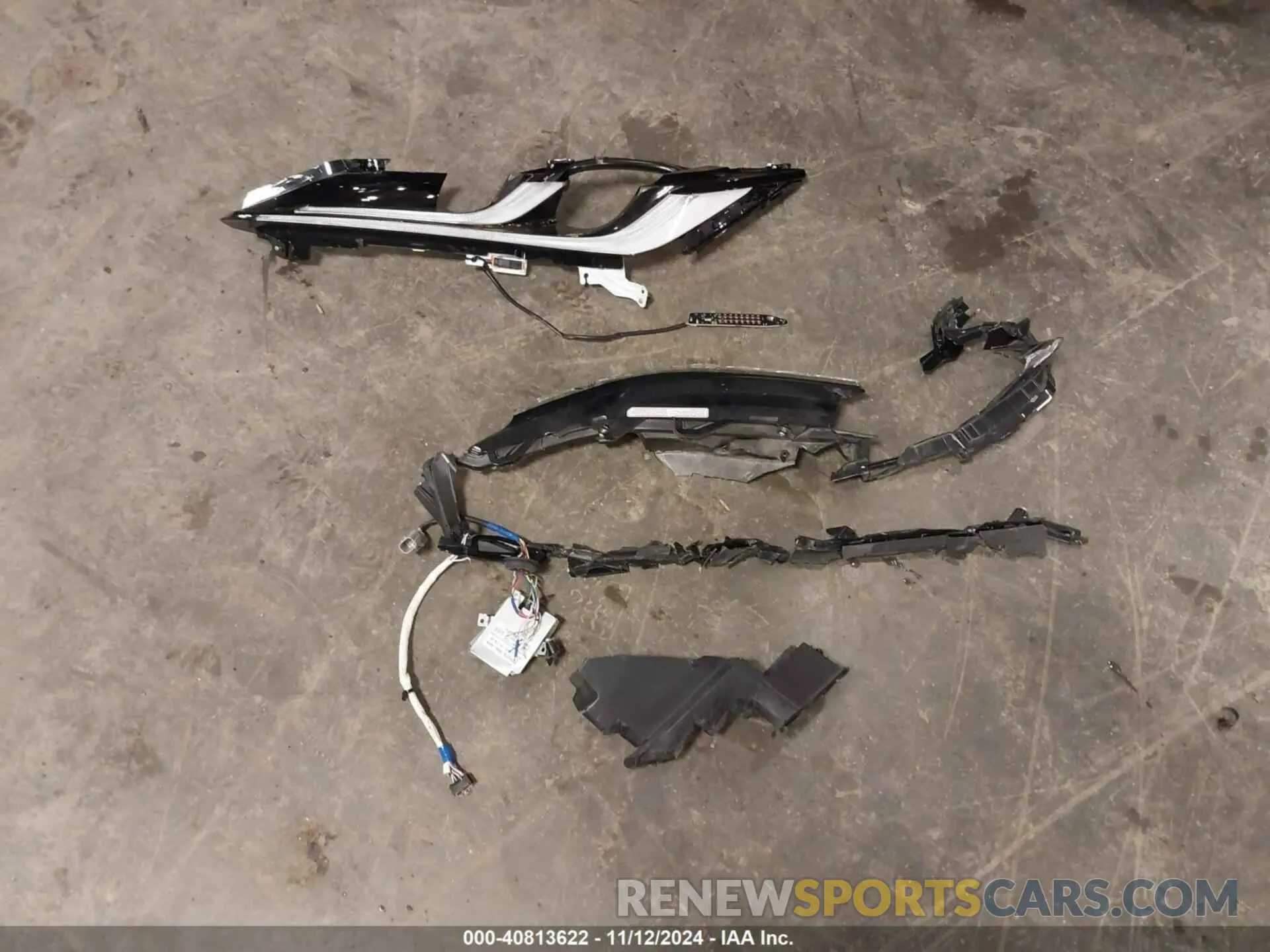 12 Photograph of a damaged car JTEAAAAH2NJ113912 TOYOTA VENZA 2022