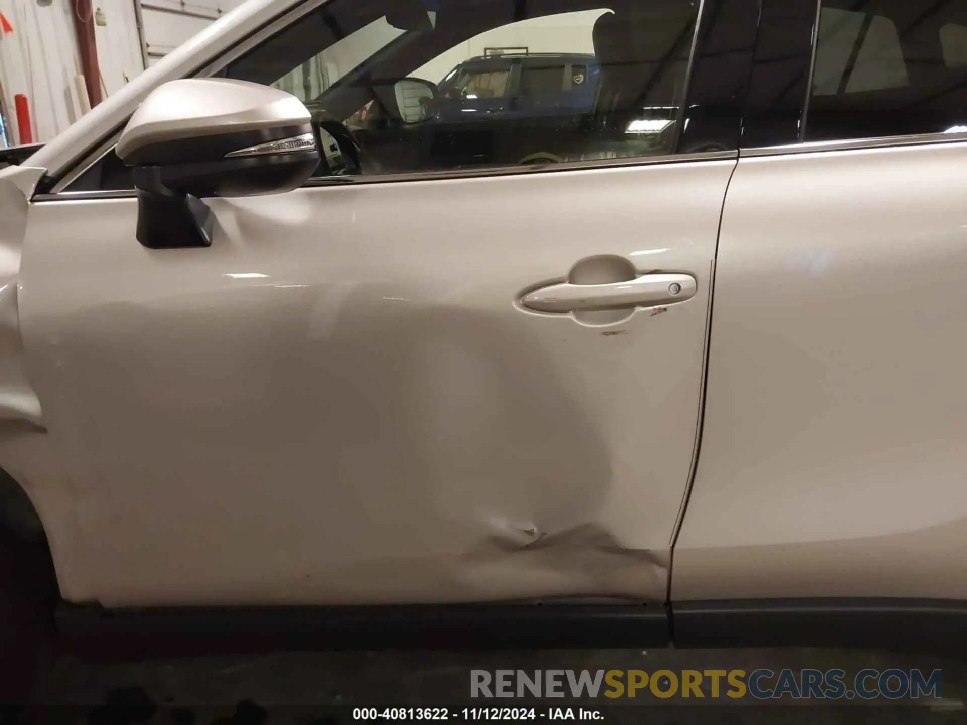 19 Photograph of a damaged car JTEAAAAH2NJ113912 TOYOTA VENZA 2022