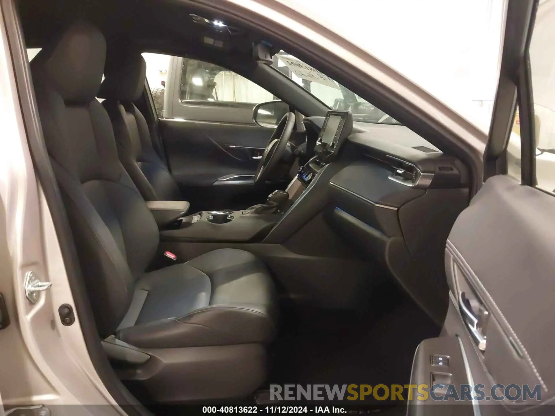 5 Photograph of a damaged car JTEAAAAH2NJ113912 TOYOTA VENZA 2022