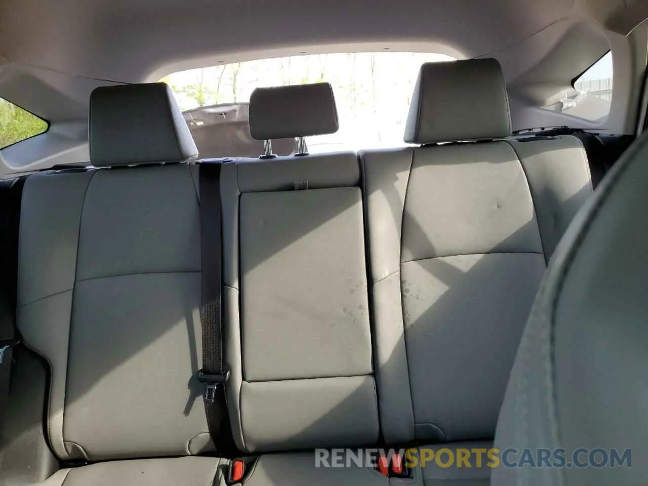 10 Photograph of a damaged car JTEAAAAH3NJ097140 TOYOTA VENZA 2022