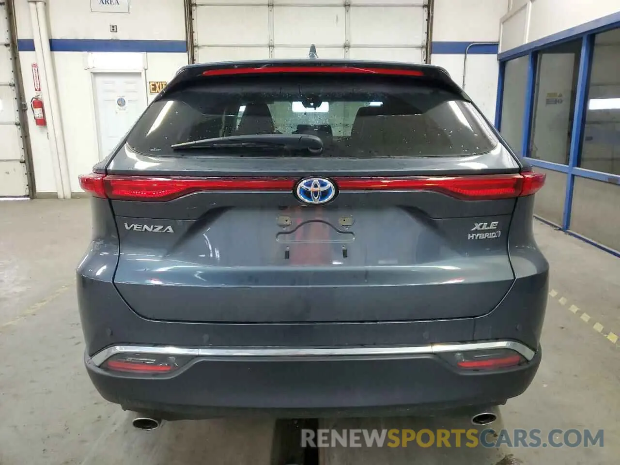 6 Photograph of a damaged car JTEAAAAH3NJ102952 TOYOTA VENZA 2022