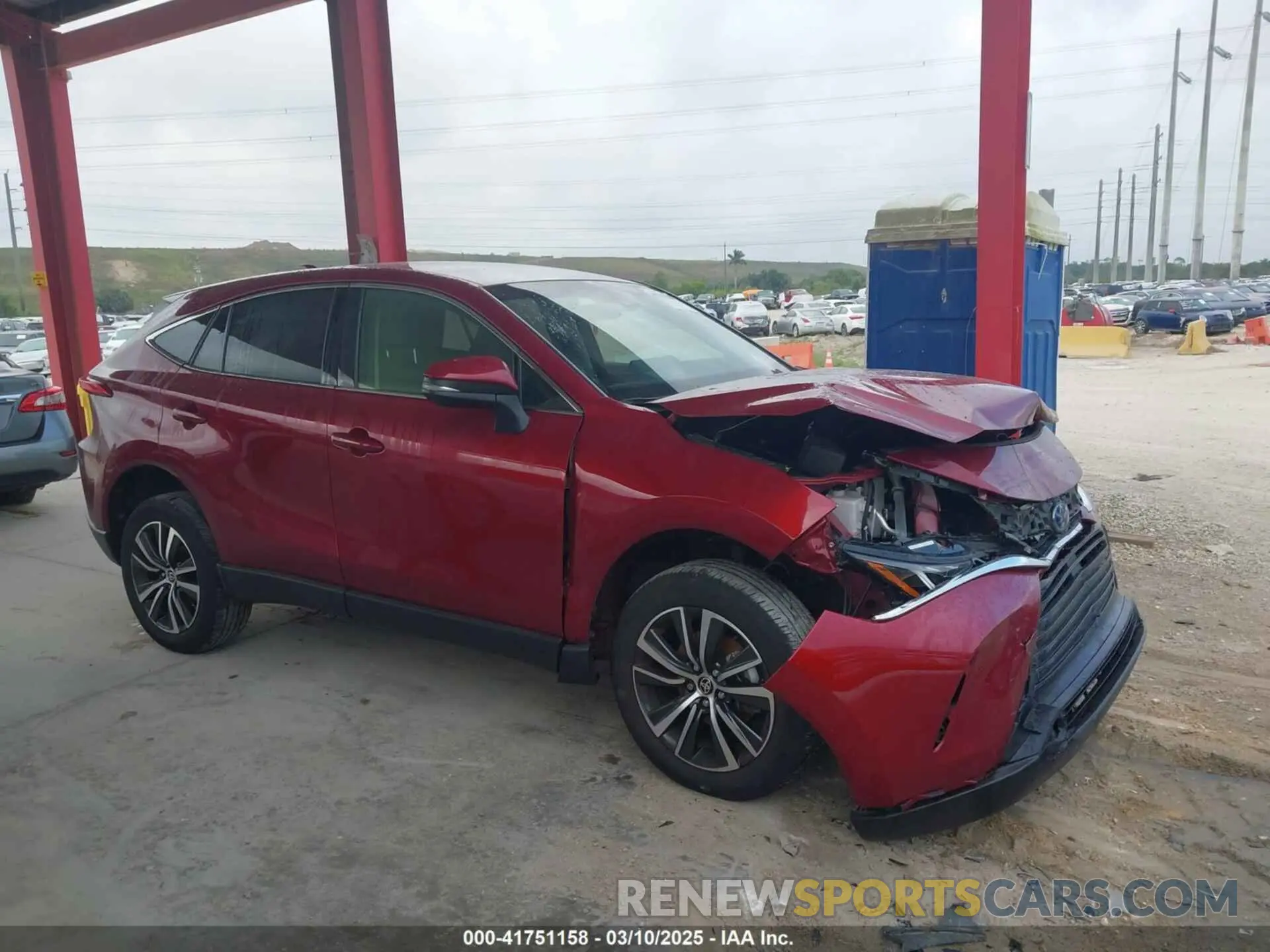 13 Photograph of a damaged car JTEAAAAH3NJ105740 TOYOTA VENZA 2022