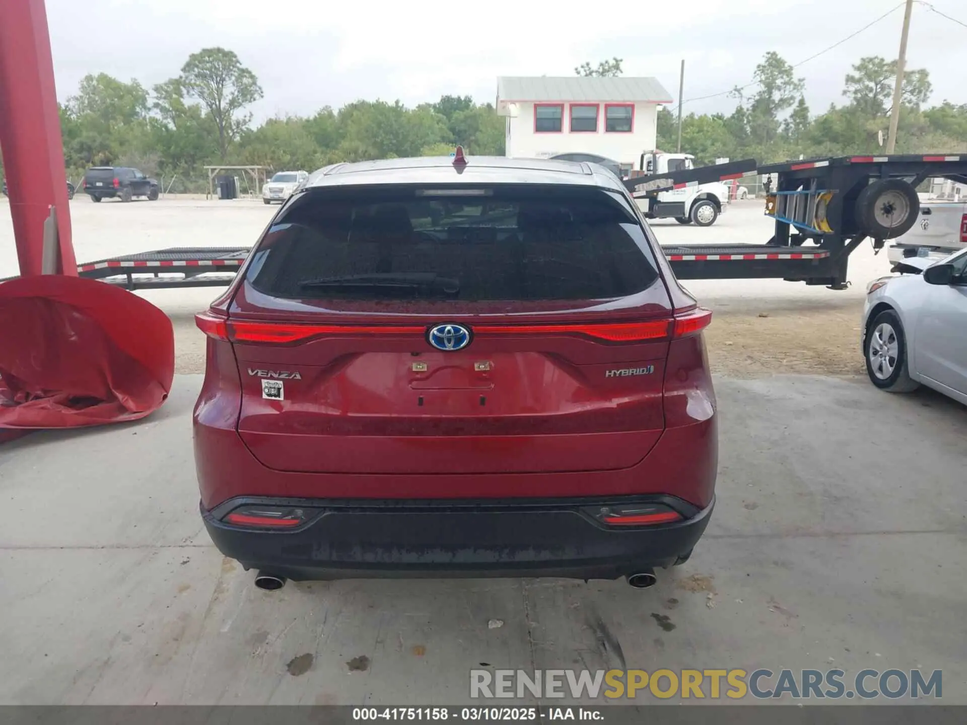 16 Photograph of a damaged car JTEAAAAH3NJ105740 TOYOTA VENZA 2022