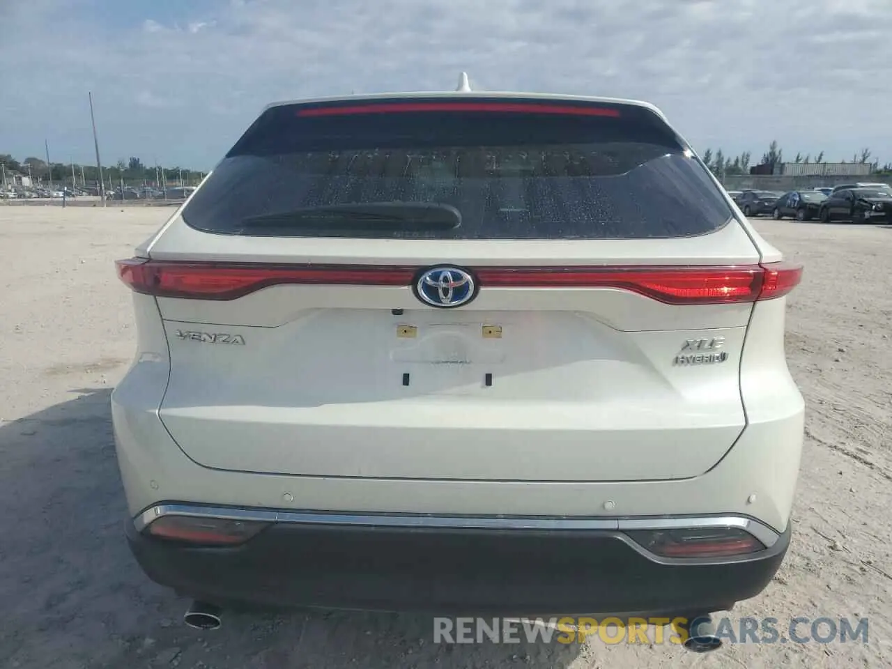6 Photograph of a damaged car JTEAAAAH3NJ111134 TOYOTA VENZA 2022