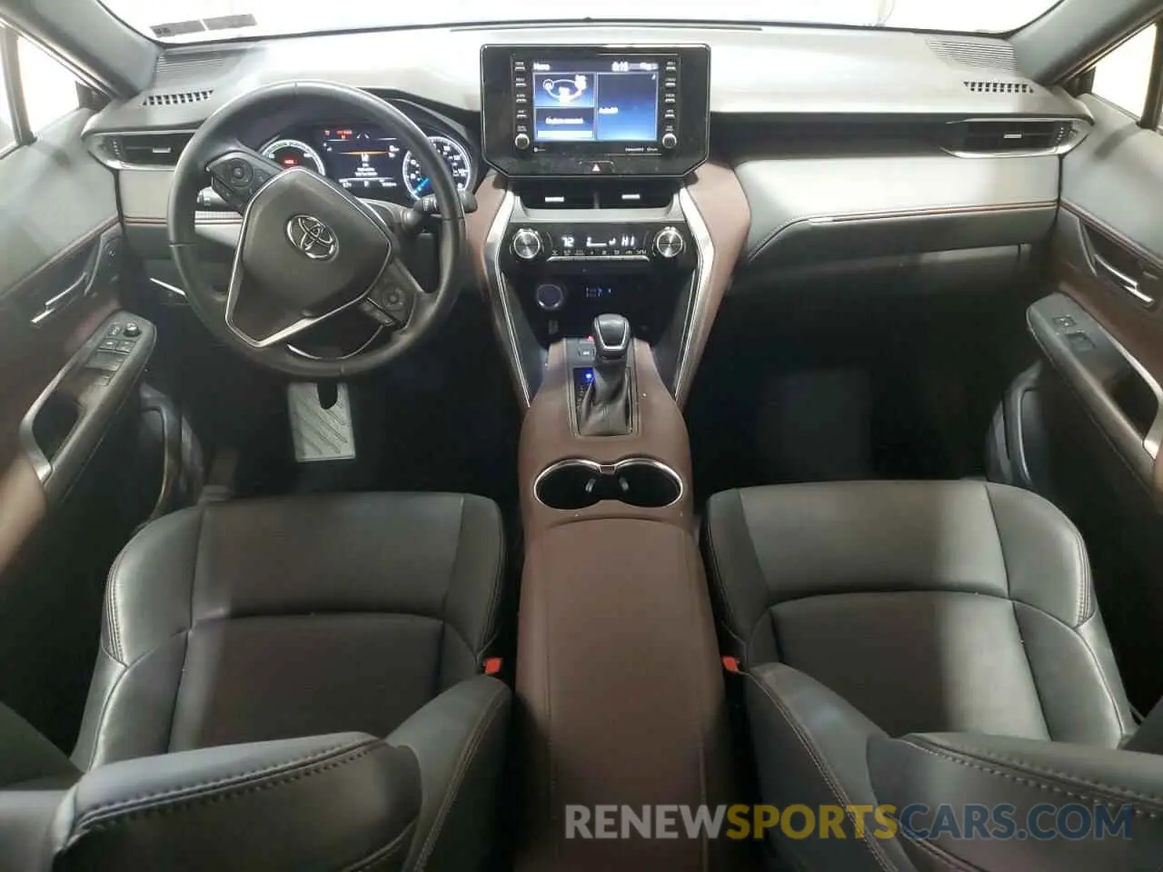 8 Photograph of a damaged car JTEAAAAH3NJ111392 TOYOTA VENZA 2022