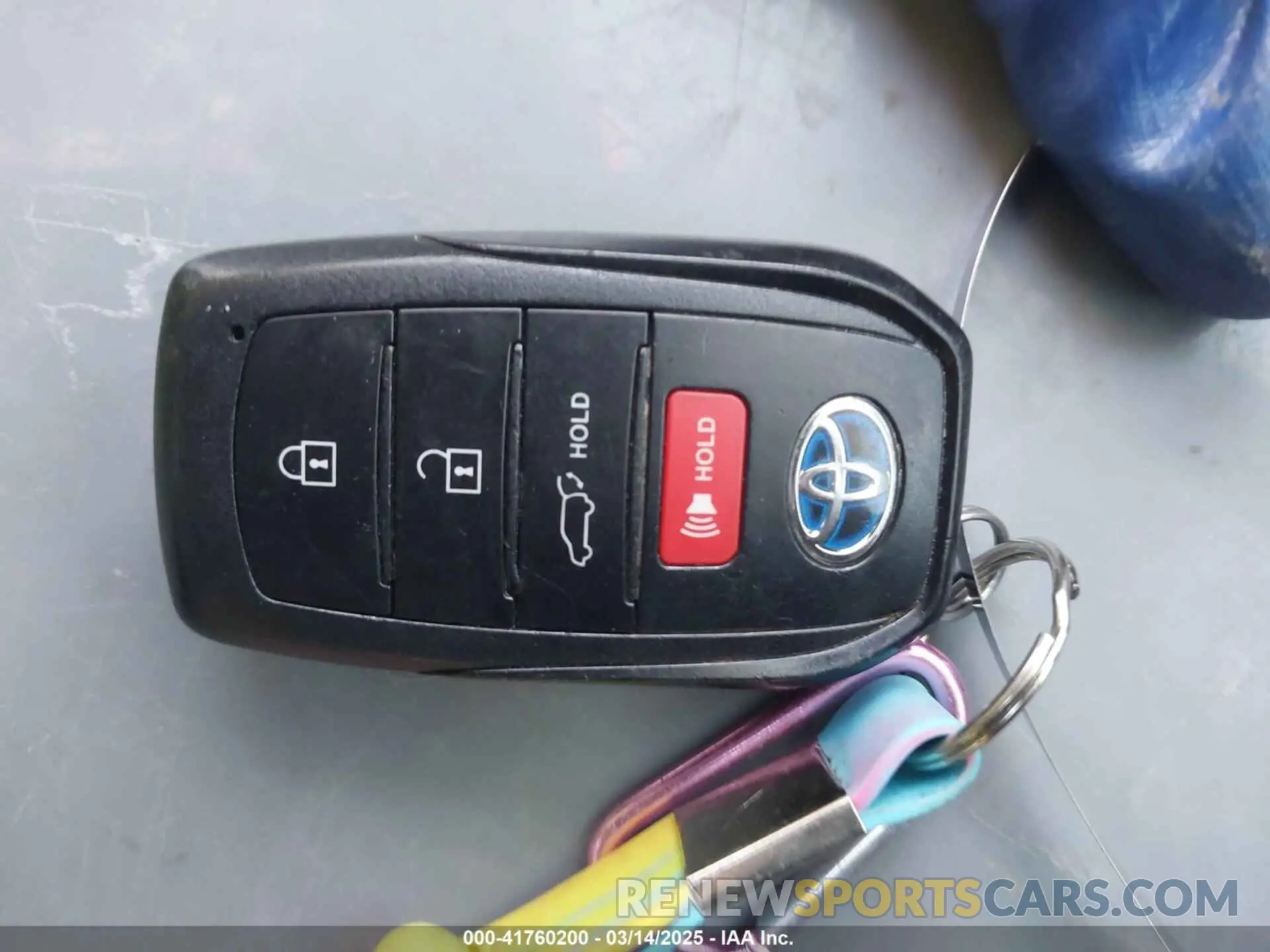 11 Photograph of a damaged car JTEAAAAH3NJ112266 TOYOTA VENZA 2022