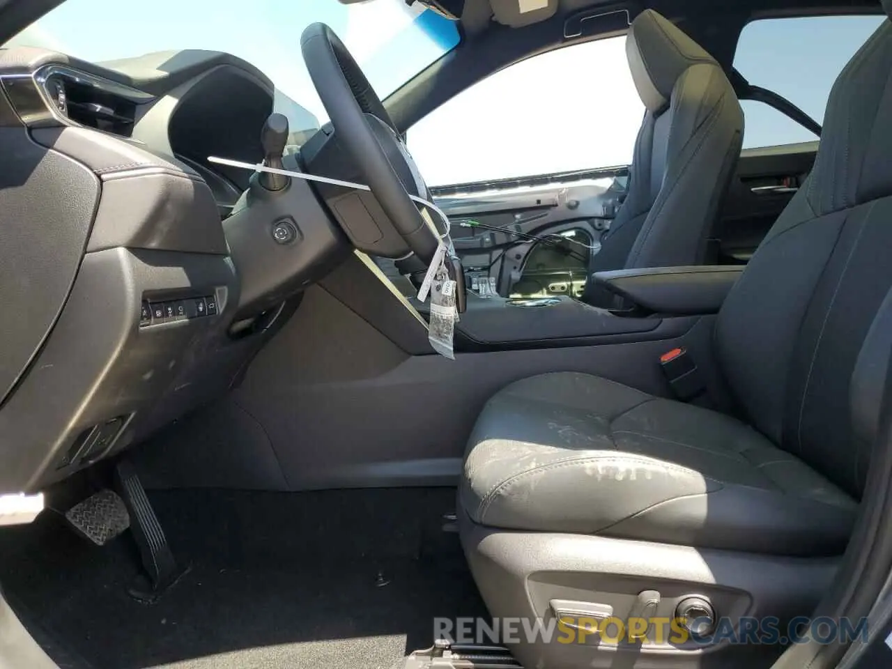 7 Photograph of a damaged car JTEAAAAH4NJ090519 TOYOTA VENZA 2022