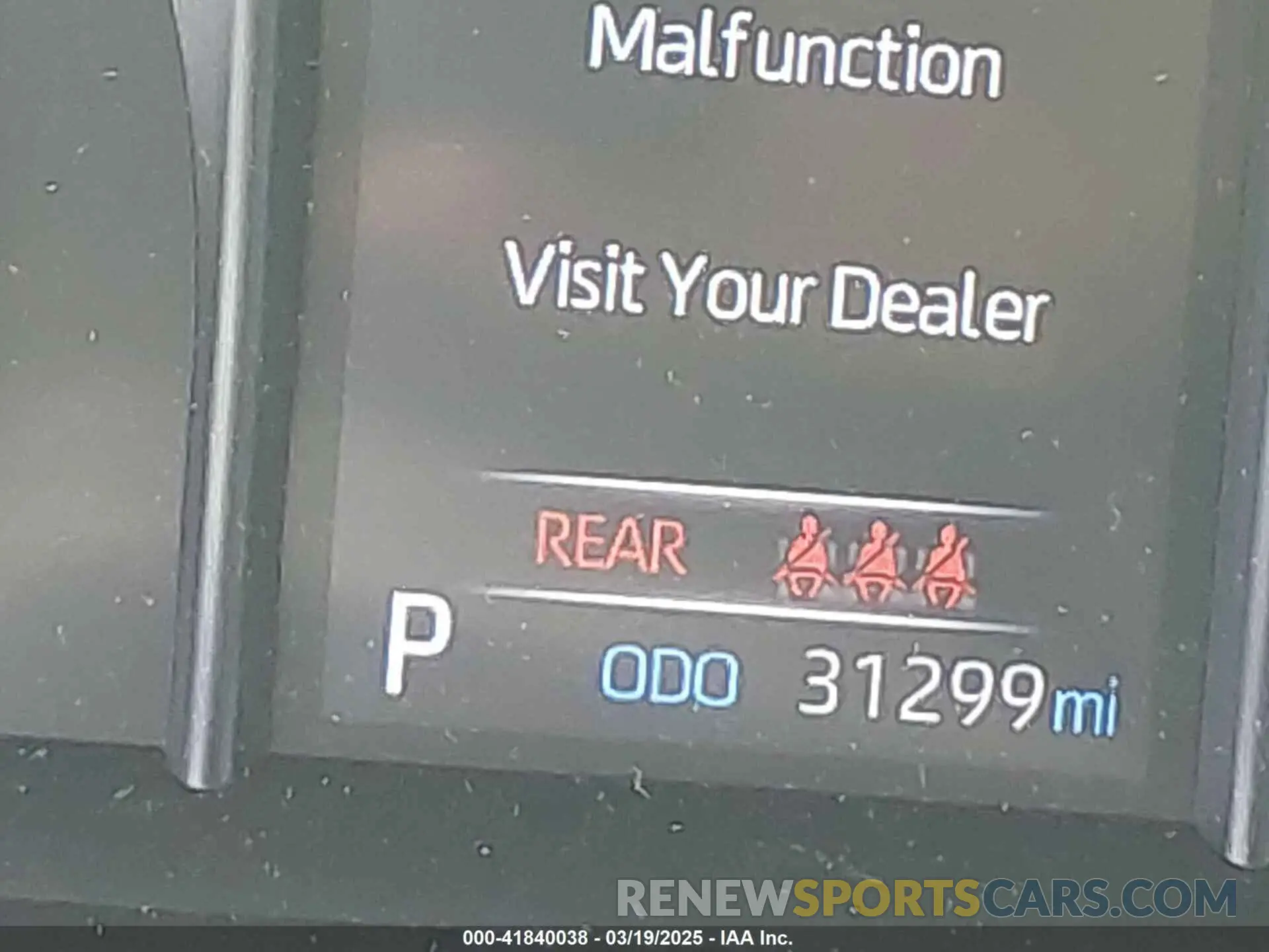 16 Photograph of a damaged car JTEAAAAH4NJ110669 TOYOTA VENZA 2022