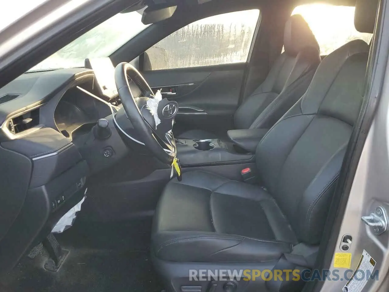 7 Photograph of a damaged car JTEAAAAH4NJ114589 TOYOTA VENZA 2022