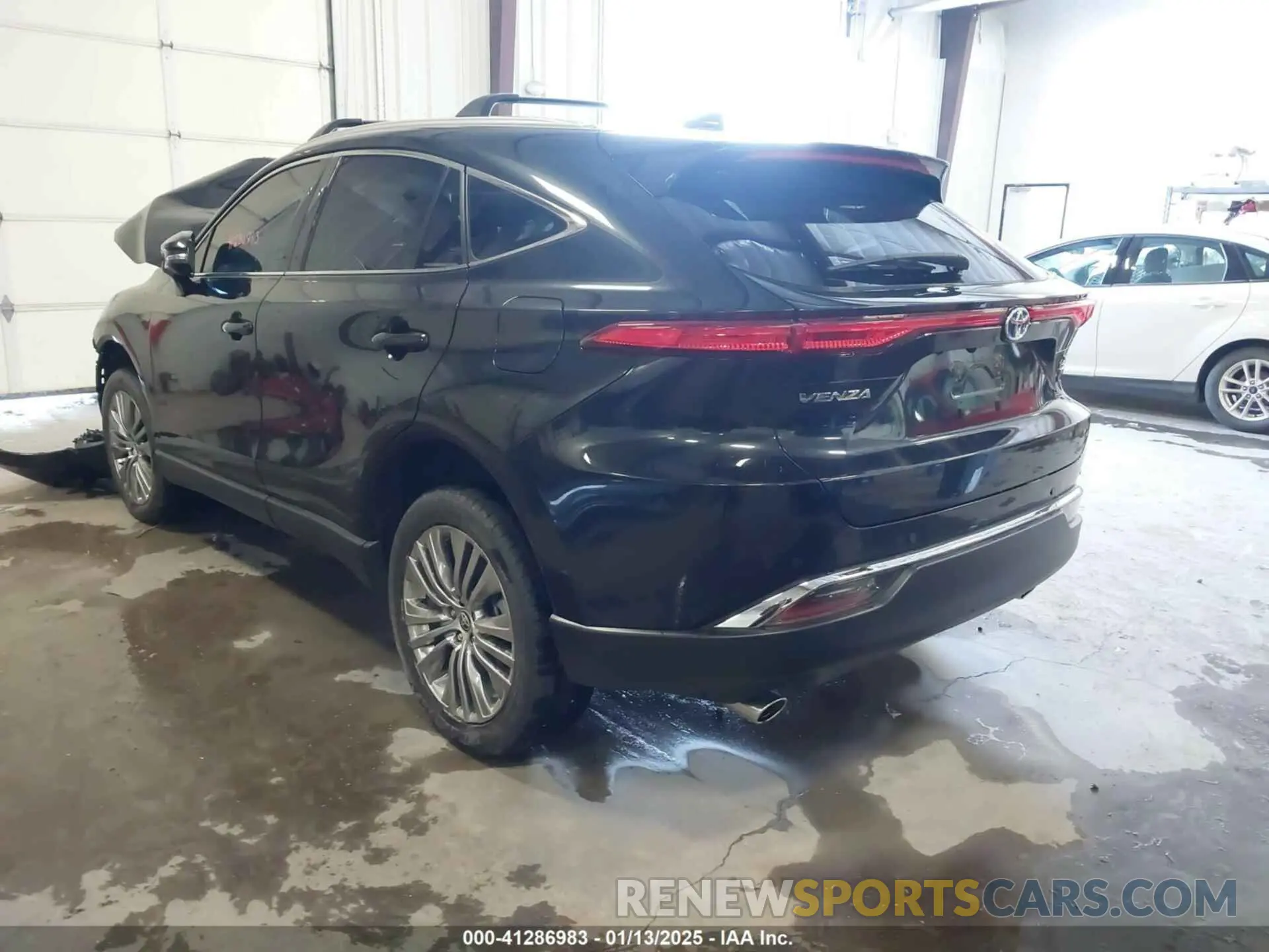 3 Photograph of a damaged car JTEAAAAH4NJ114883 TOYOTA VENZA 2022