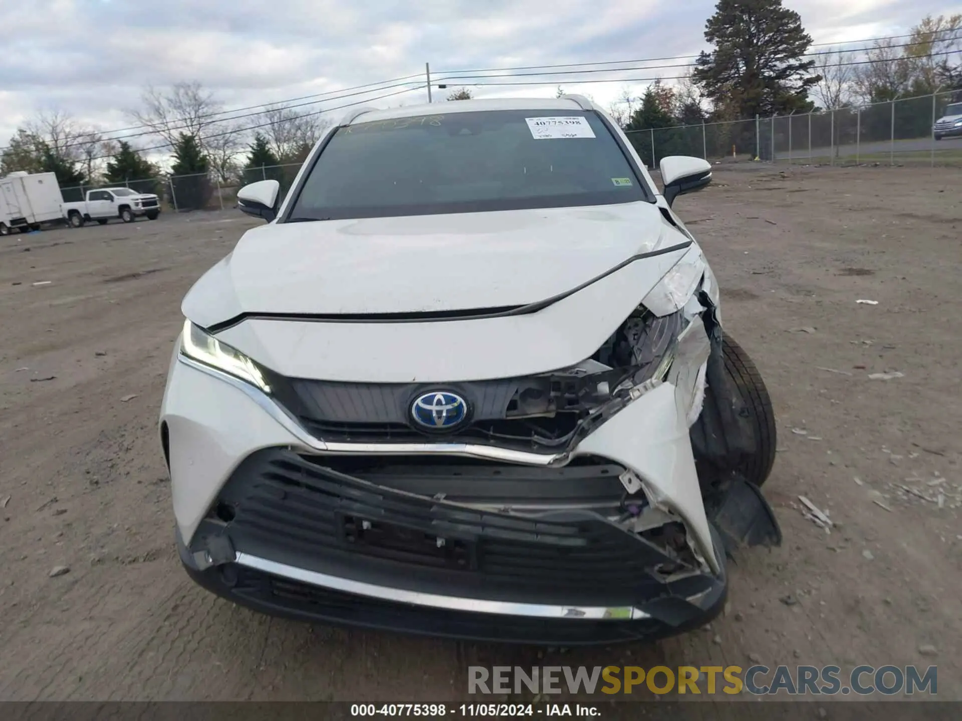 12 Photograph of a damaged car JTEAAAAH4NJ115046 TOYOTA VENZA 2022