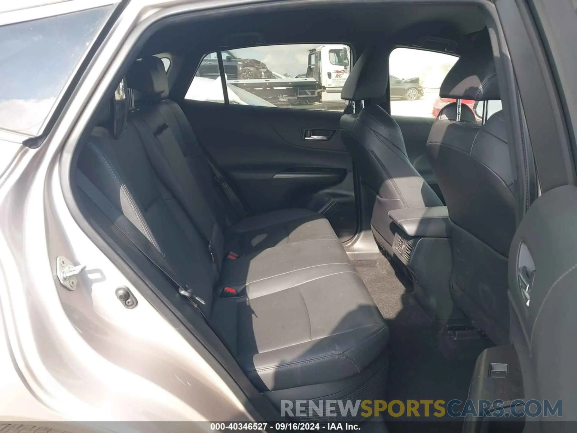 8 Photograph of a damaged car JTEAAAAH5NJ112432 TOYOTA VENZA 2022