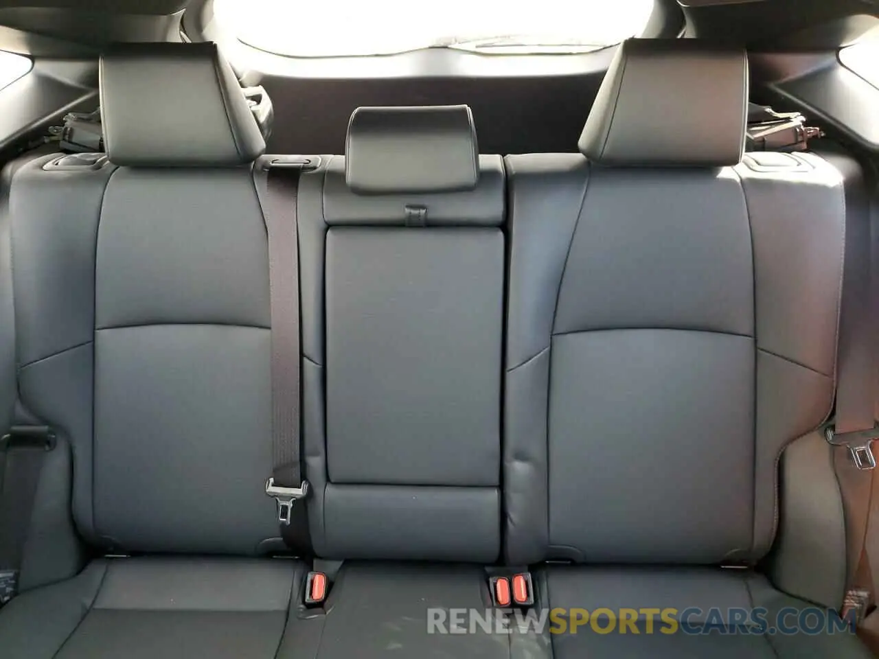 10 Photograph of a damaged car JTEAAAAH5NJ115458 TOYOTA VENZA 2022