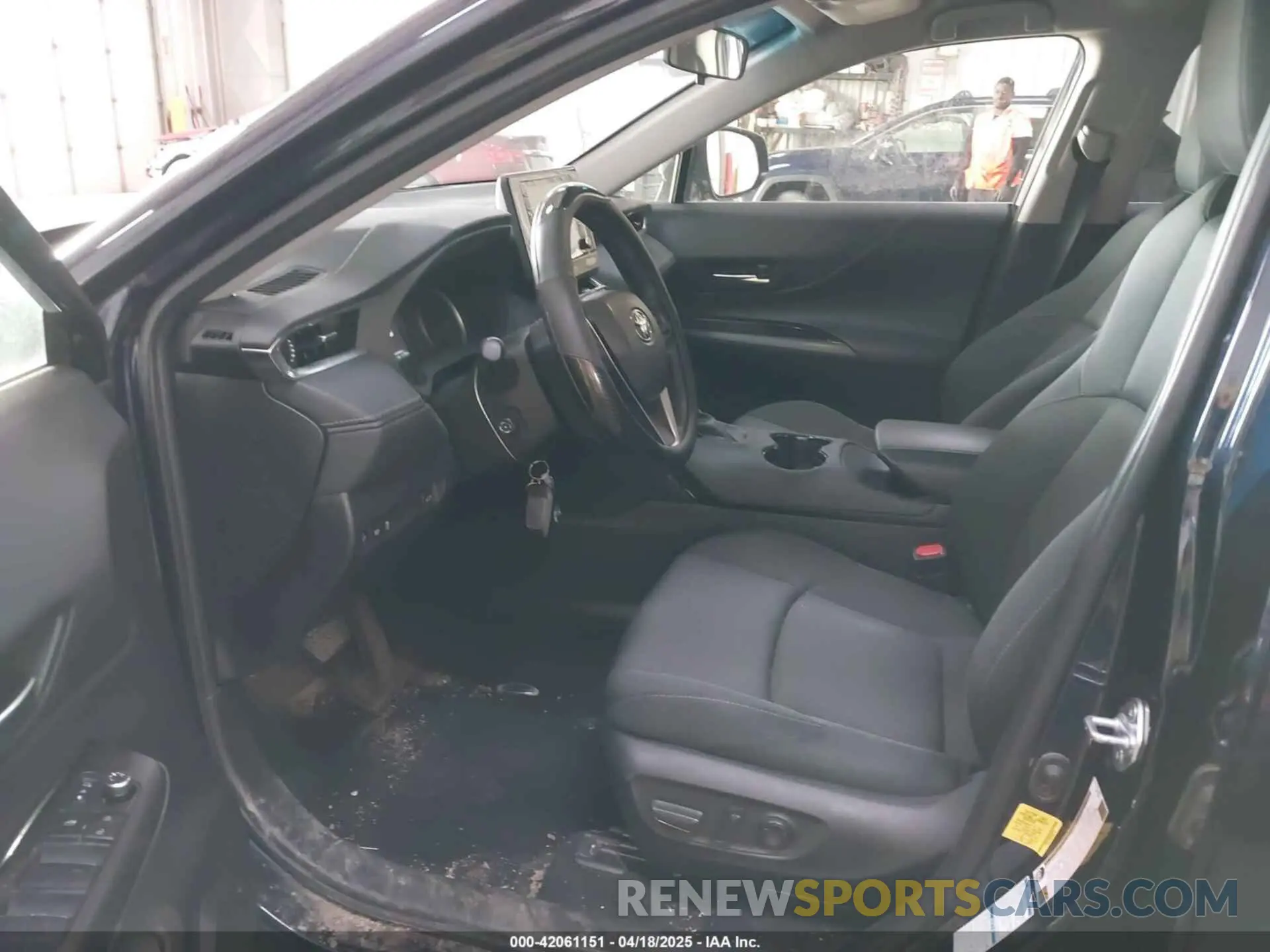 5 Photograph of a damaged car JTEAAAAH6NJ090778 TOYOTA VENZA 2022