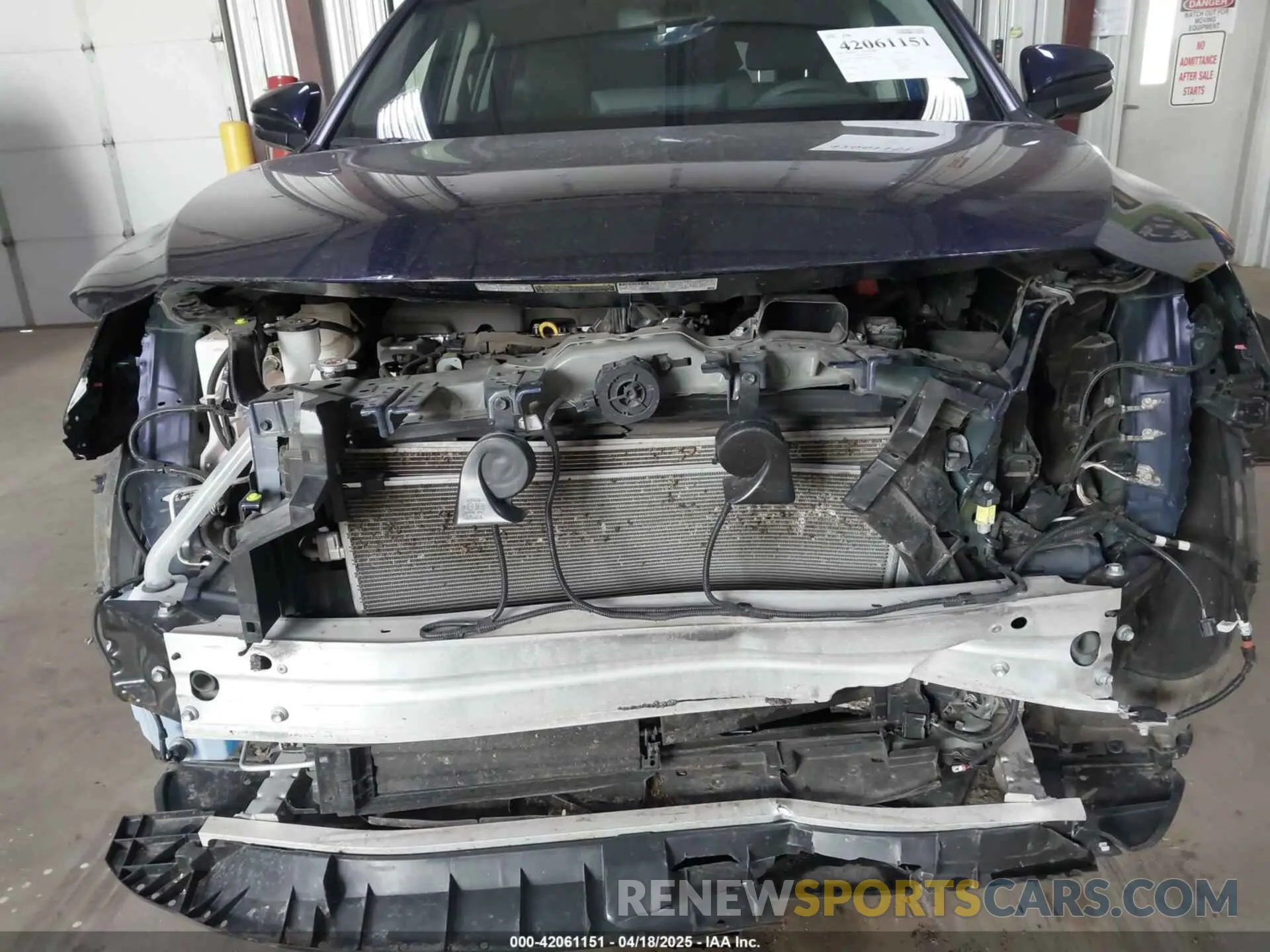 6 Photograph of a damaged car JTEAAAAH6NJ090778 TOYOTA VENZA 2022