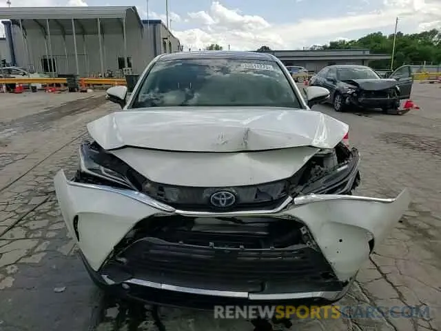15 Photograph of a damaged car JTEAAAAH6NJ107417 TOYOTA VENZA 2022