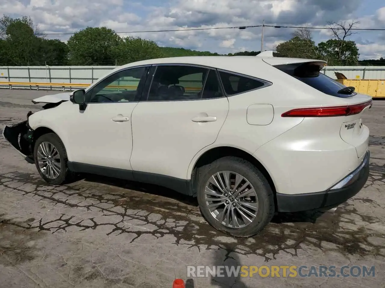 2 Photograph of a damaged car JTEAAAAH6NJ107417 TOYOTA VENZA 2022
