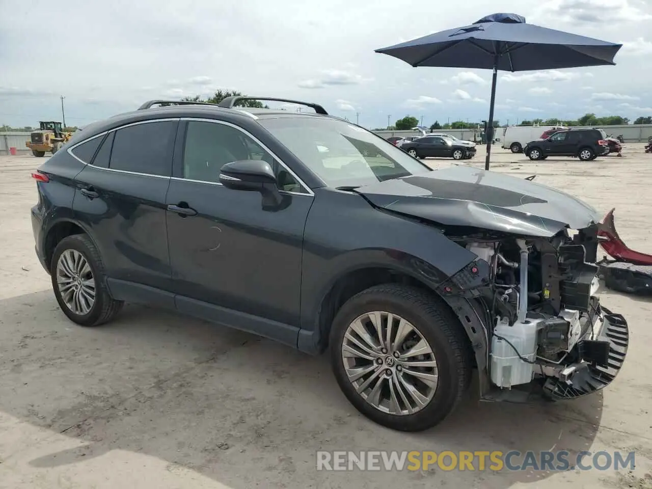 4 Photograph of a damaged car JTEAAAAH6NJ115775 TOYOTA VENZA 2022