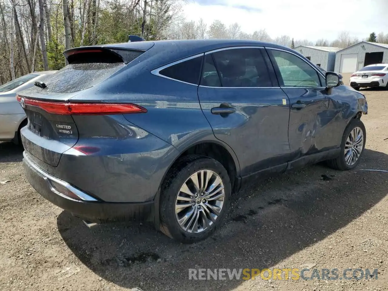 3 Photograph of a damaged car JTEAAAAH7NJ102744 TOYOTA VENZA 2022