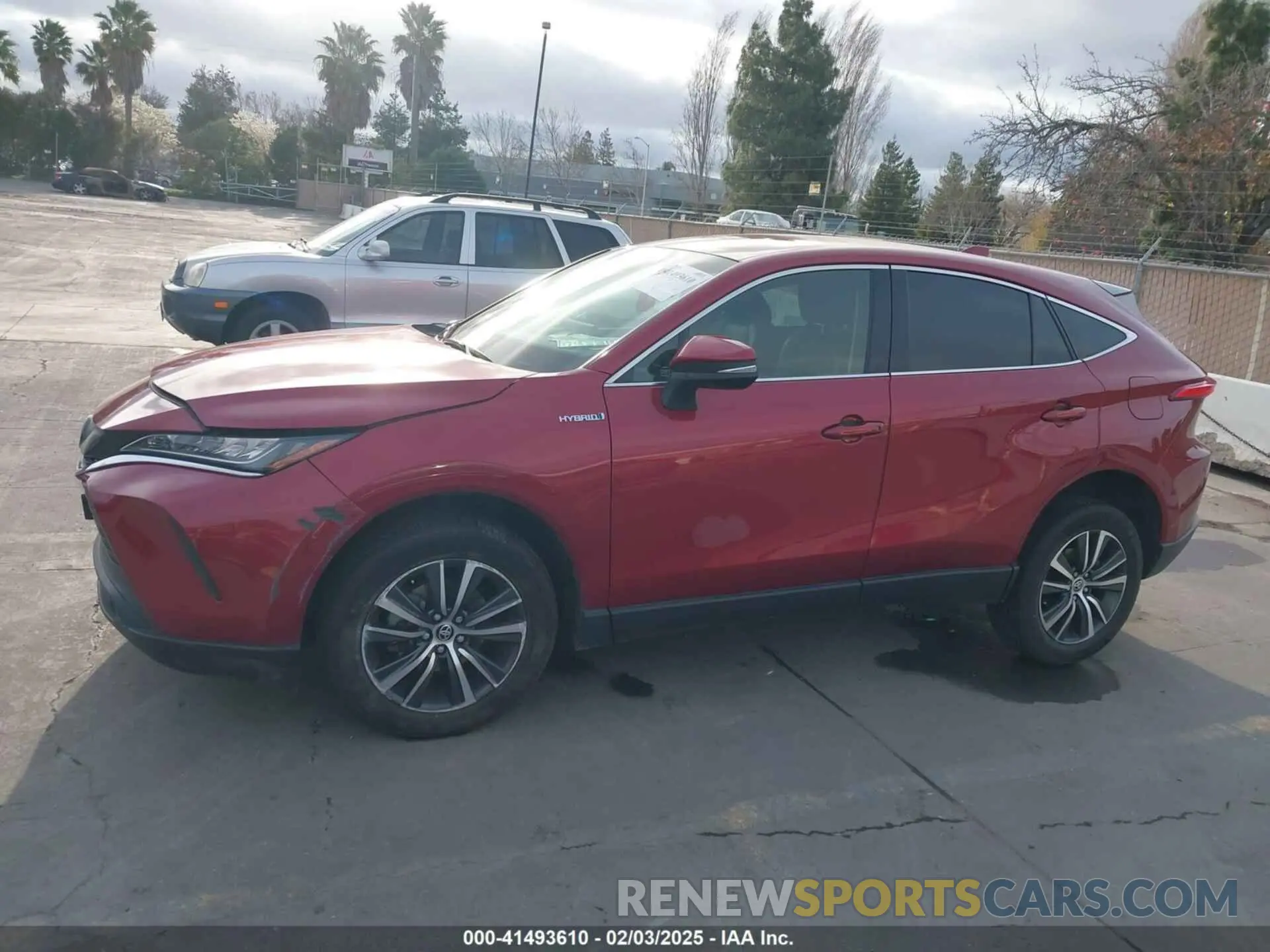 14 Photograph of a damaged car JTEAAAAH7NJ106597 TOYOTA VENZA 2022