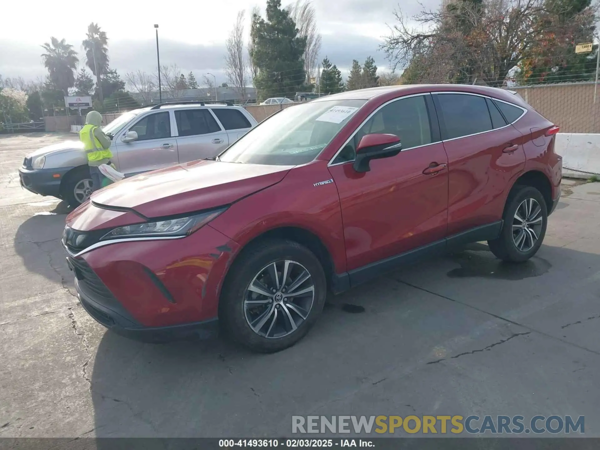 2 Photograph of a damaged car JTEAAAAH7NJ106597 TOYOTA VENZA 2022